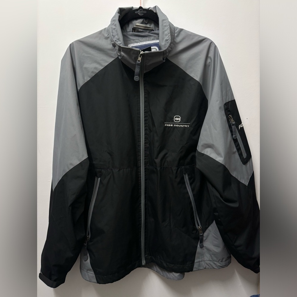 Free Country Black and Gray Jacket